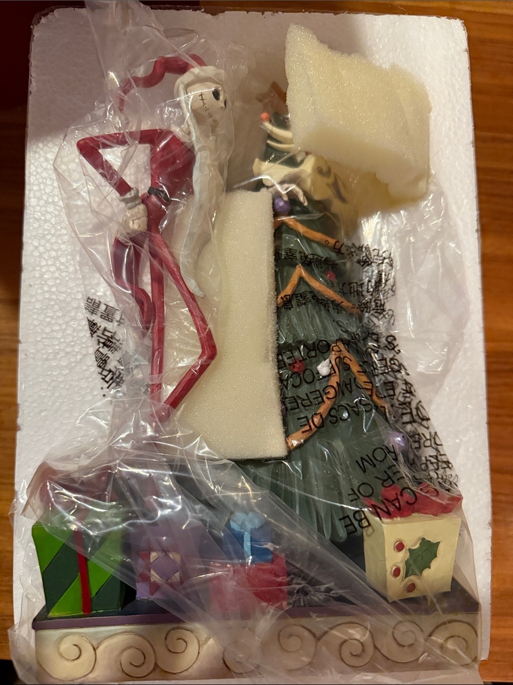 Enesco Disney Traditions by Jim Shore "Decking the Halls" Santa Jack and Zero